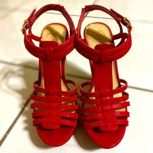 Jessica Simpson red shoes